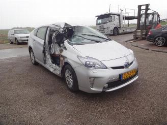 Toyota Prius 1.8 HSD Plug in Hybride picture 4