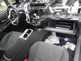 Toyota Prius Plus 1.8 16v picture 5