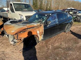 skadebil auto BMW 3-serie 3 serie (F30), Sedan, 2011 / 2018 330e 2016