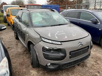 Salvage car Citroën C4 cactus C4 Cactus (0B/0P), Hatchback 5-drs, 2014 1.2 PureTech 82 12V 2017/2