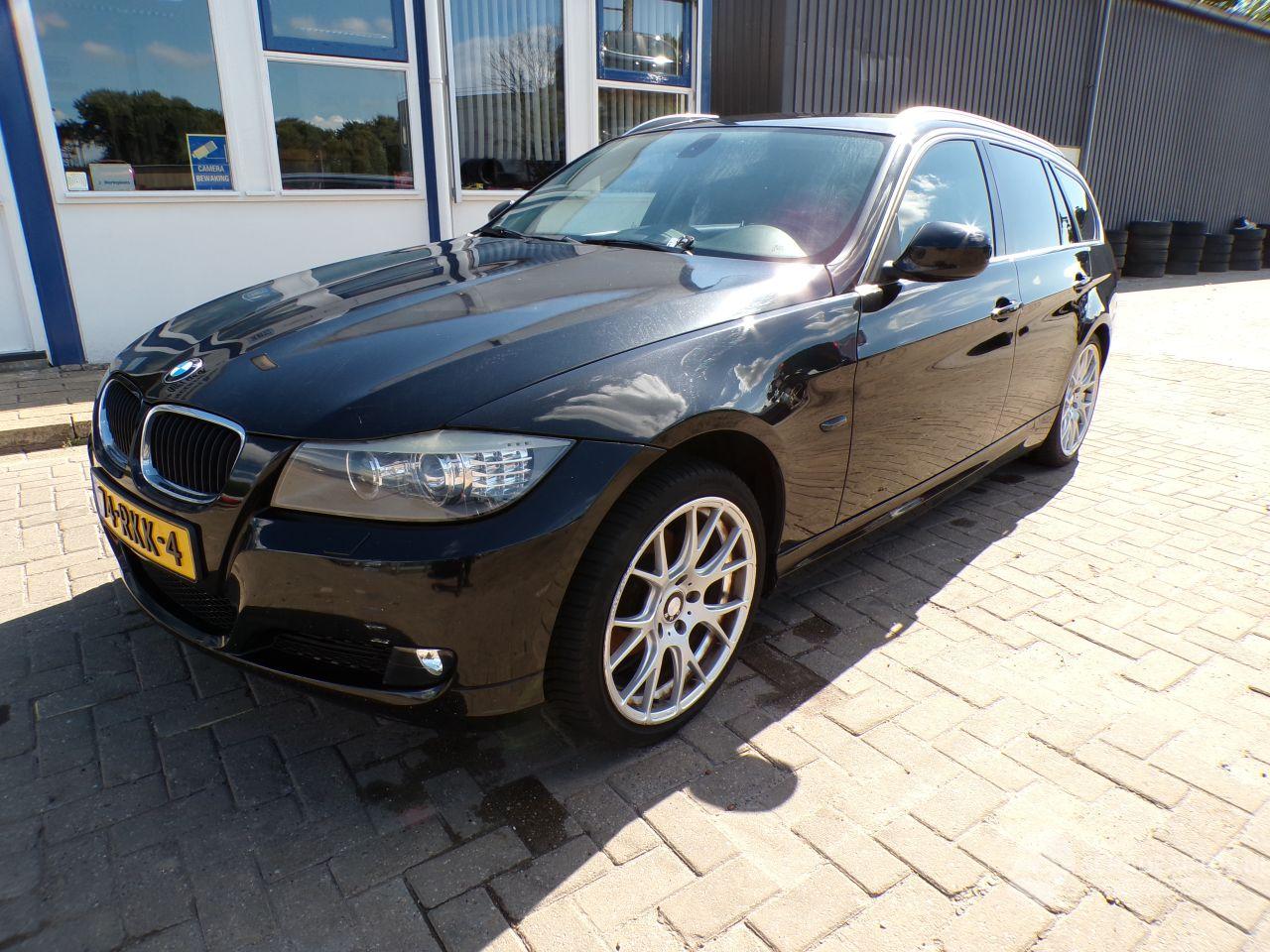 BMW 3-serie Touring 318i Corporate Lease luxury Line