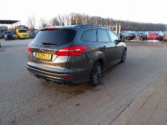 Ford Focus 1.5 eco Boost  ST LINE picture 3