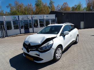 Coche accidentado Renault Clio Estate 1.5 dCi ECO Expression 2014/11