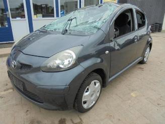 Salvage car Toyota Aygo Aygo (B10), Hatchback, 2005 / 2014 1.0 12V VVT-i 2006/8