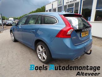 Volvo V-60 V60 I (FW/GW), Combi, 2010 / 2018 2.4 D6 20V Plug-in Hybrid AWD picture 3
