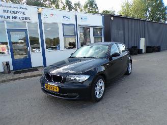 Unfallwagen BMW 1-serie 116i Business Line 2009/3