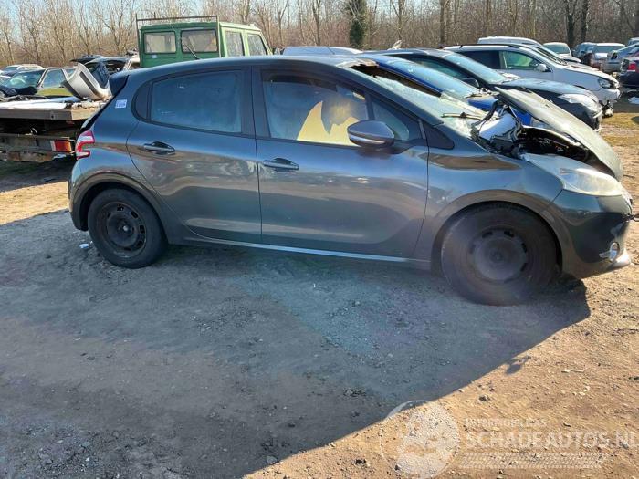 Peugeot 208 208 I (CA/CC/CK/CL), Hatchback, 2012 / 2019 1.2 Vti 12V PureTech 82