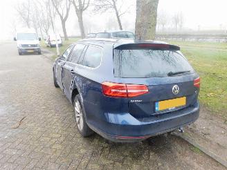 Volkswagen Passat 1.6 tdi picture 6