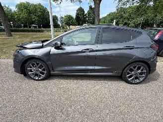 Ford Fiesta benzine én een elektriciteit-motor  999 cc. picture 2
