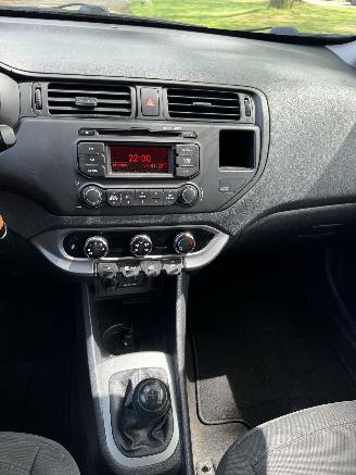 Kia Rio  picture 21