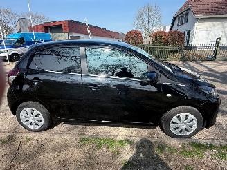 Peugeot 108 53 kW (72 PK)  998 cc. picture 2