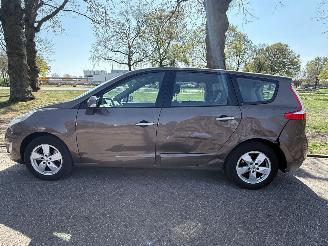 Renault Scenic 96 kW (131 PK)  1397 cc. picture 2