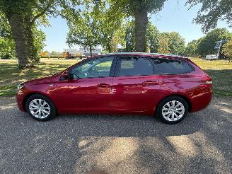 Peugeot 308 81 kW (110 PK)  1199 cc. picture 2