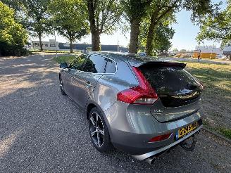 Volvo V-40 112 kW (152 PK)  1498 cc. picture 3