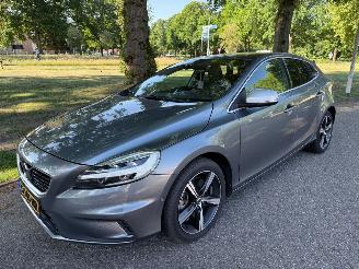 škoda osobní automobily Volvo V-40 112 kW (152 PK)  1498 cc. 2019/11