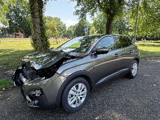 Avarii autoturisme Peugeot 3008 96 kW (131 PK)  1199 cc. 2018/12