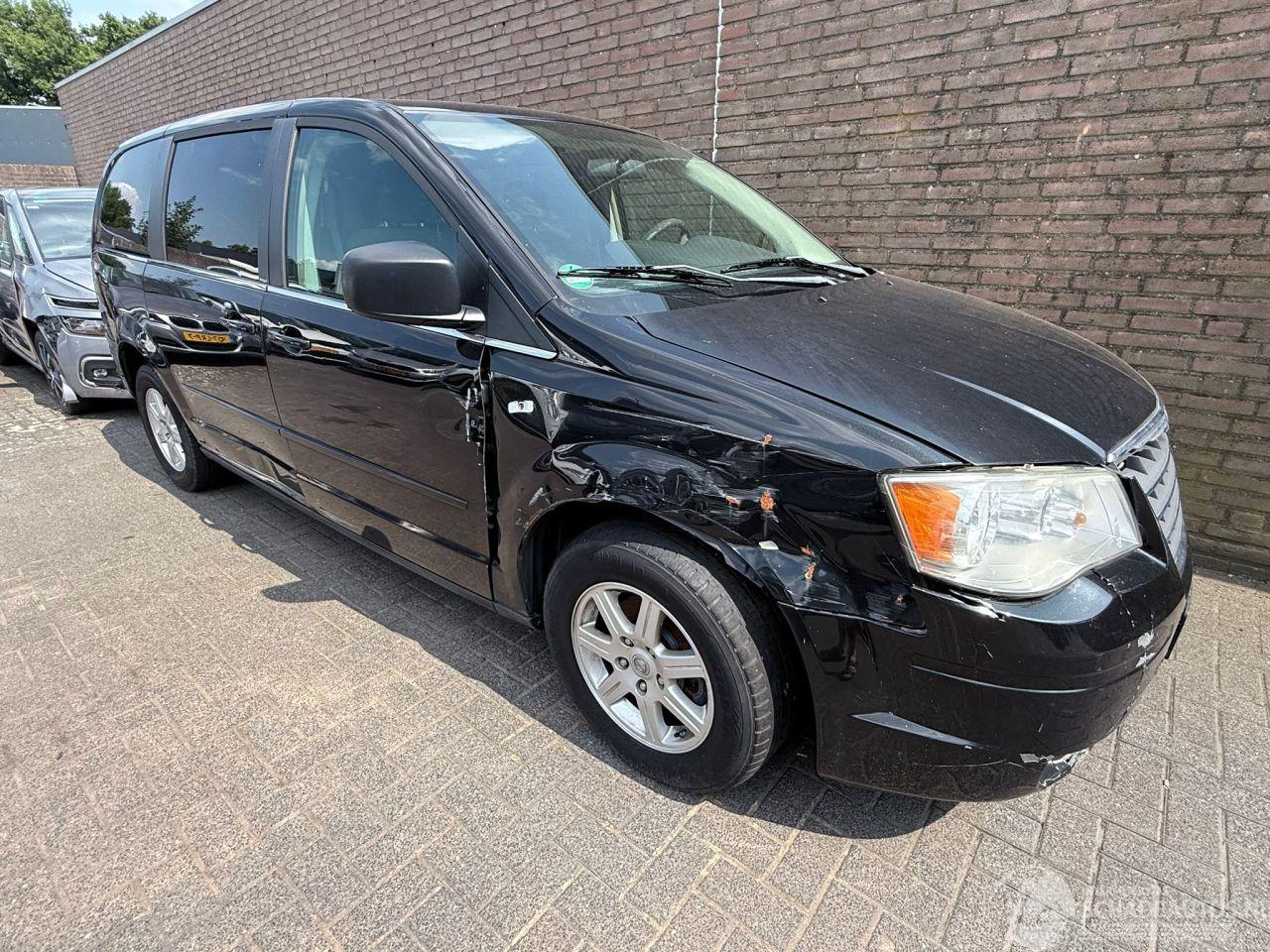 Chrysler Grand-voyager 120 kW (163 PK)  2768 cc.