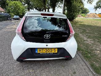 Toyota Aygo 51 kW (69 PK)  998 cc. picture 4