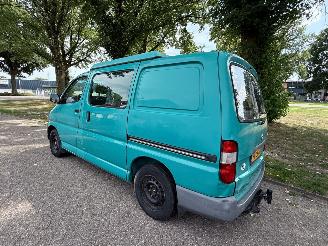 Toyota Hi-ace 2400 CC picture 3