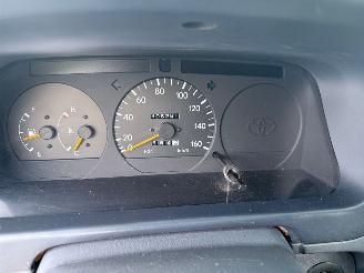 Toyota Hi-ace 2400 CC picture 17