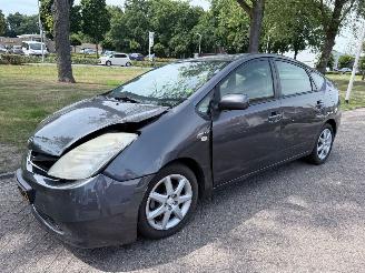 Vaurioauto  passenger cars Toyota Prius 1497 cc 2007/2