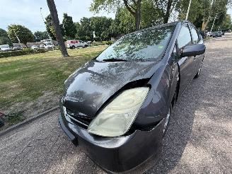Toyota Prius 1497 cc picture 9