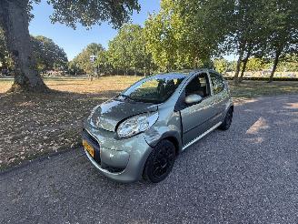 Damaged car Citroën C1 50 kW (68 PK)  998 cc. 2011/4