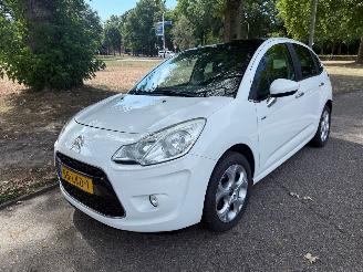 Vaurioauto  passenger cars Citroën C3 88 kW (120 PK)  1598 cc. 2010/5