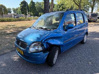 damaged passenger cars Opel Agila 55 kW (75 PK)  1199 cc. 2001/4