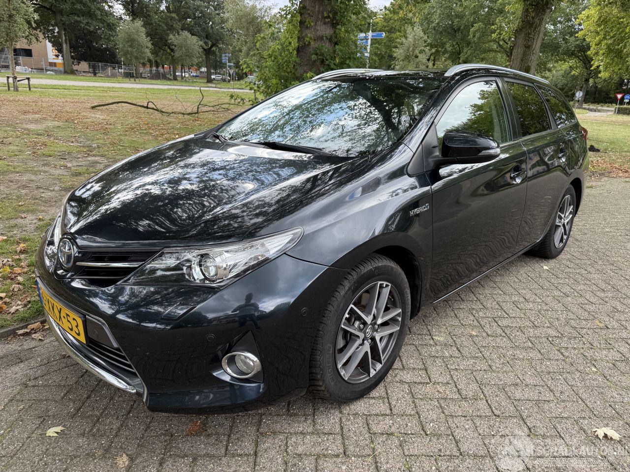 Toyota Auris 