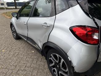 Renault Captur  picture 13