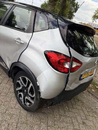 Renault Captur  picture 19