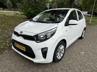 uszkodzony samochody osobowe Kia Picanto  2018/1
