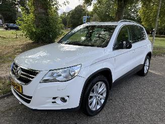 krockskadad bil auto Volkswagen Tiguan  2008/1