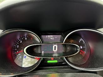 Renault Clio  picture 15