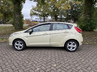 Ford Fiesta  picture 2