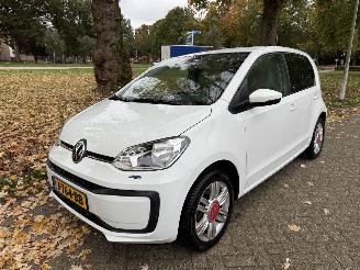 krockskadad bil auto Volkswagen Up!  2020/1