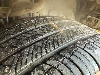 Toyota Landcruiser-100  picture 23