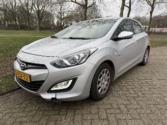 Schadeauto Hyundai I-30  2014/1