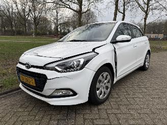 krockskadad bil auto Hyundai I-20  2018/1