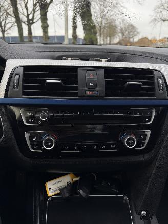 BMW 3-serie 318i M Sport Edition picture 15