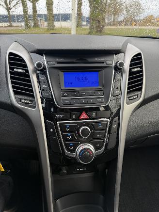 Hyundai I-30  picture 19