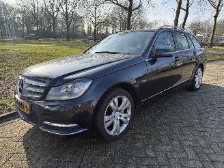 Schadeauto Mercedes C-klasse 180 business class avantgarde 2011/1