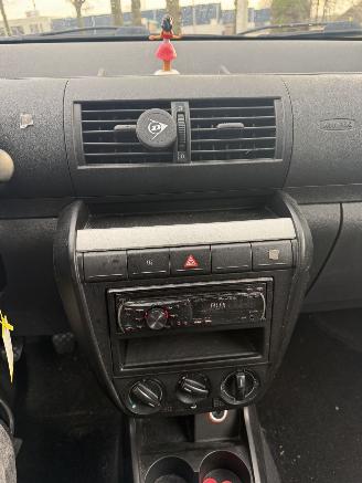 Volkswagen Fox  picture 17