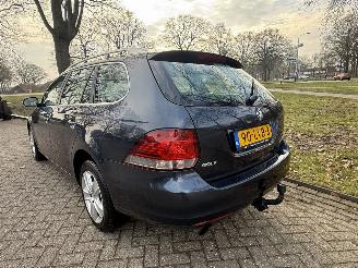 Volkswagen Golf  picture 3