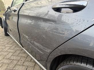 Mercedes C-klasse 350 e picture 16