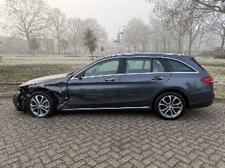 Mercedes C-klasse 350 e picture 2