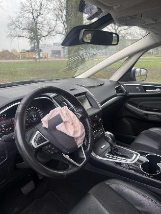 Ford S-Max  picture 22