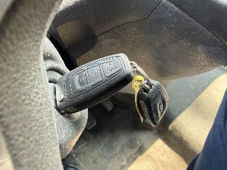 Ford Transit  picture 16