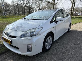 skadebil auto Toyota Prius  2010/1